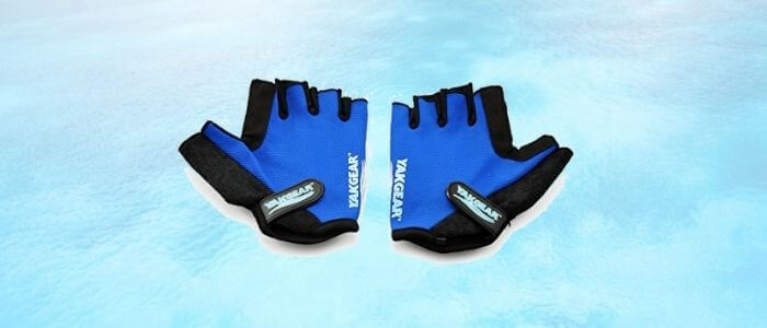 Kayaking and paddling gloves kayak accessory